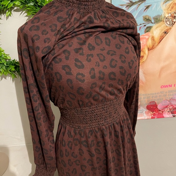 Ann Taylor Leopard Midi Dress Small - Picture 4 of 6